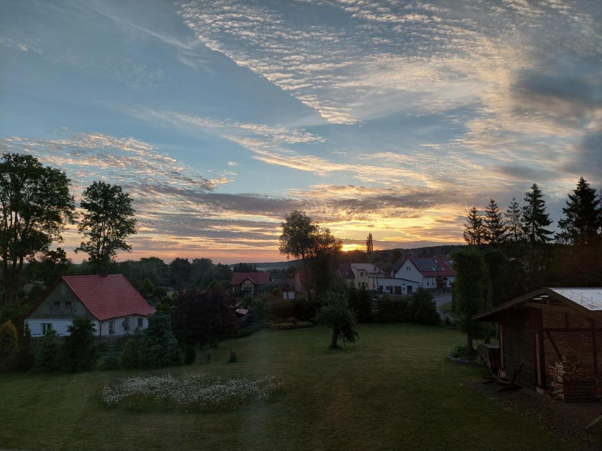 Dom Goscinny Przy Jeziorze Gardna Wielka Bagian luar foto